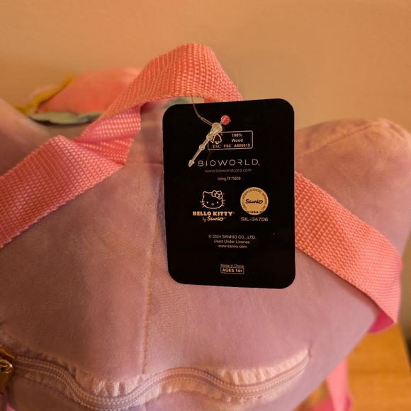 Bioworld Candy Plush Backpack Hello Kitty - Picture 3 of 3